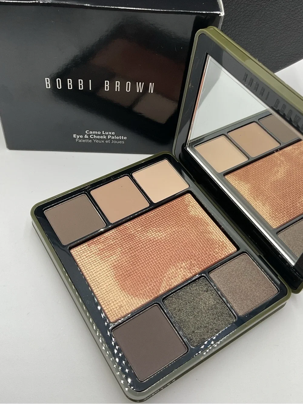Bobbi Brown Warm Neutrals & Shimmering Gold Eyeshadow Palette